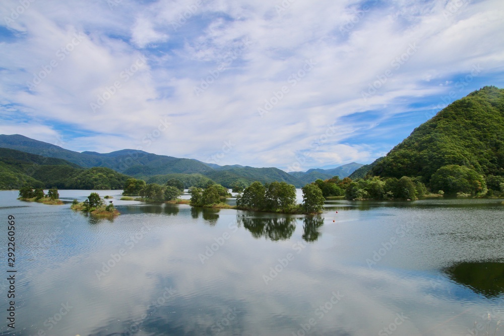秋元湖（福島県・裏磐梯）