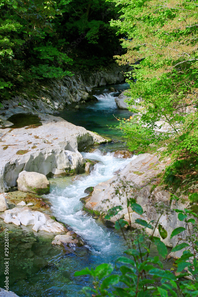 中津川渓谷(猪苗代町・北塩原村) 中津川渓谷(猪苗代町・北塩原村)