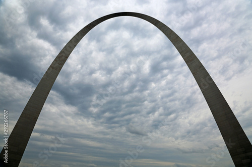 Silhouette of Gateway Arch - St Louis , Missouri