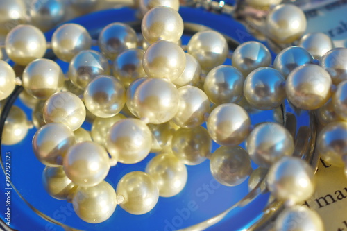 Pearl Women's Beads. Natural jewelry retro style.