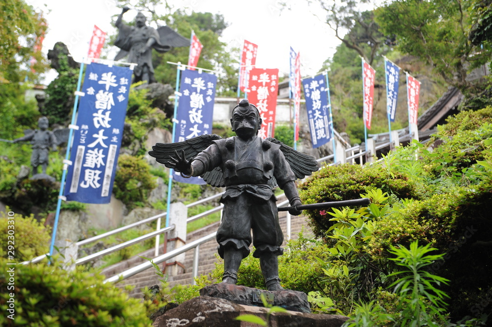 チョンちゃん　天狗像 大型79㎝ 烏天狗 神像 仏教美術 古美術 骨董品 チョンちゃん 天狗像 大型79㎝ 烏天狗 神像 仏教美術 古美術 骨董品