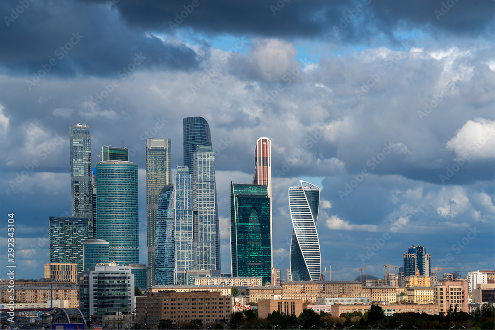 Obraz premium Башни Москва СИТИ с крыши стадиона Лужники.