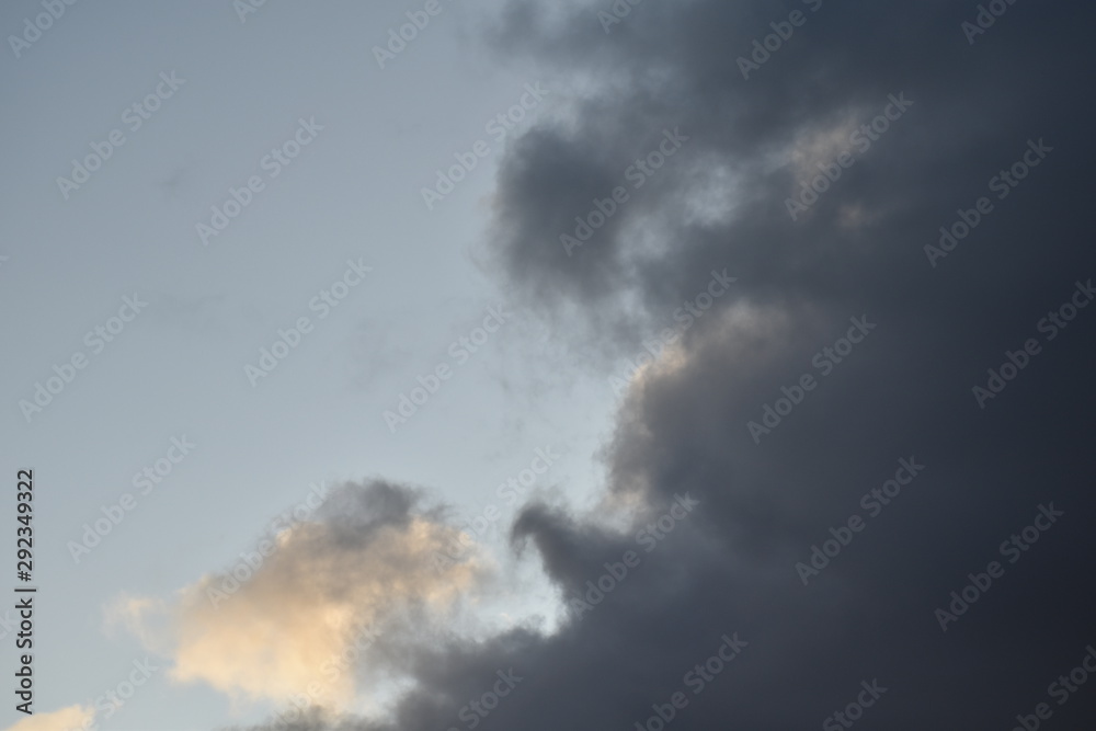 Obraz premium beautiful landscape panorama with blue sky, clouds and sunset. panoramic view of sunrise, a new day. sun rays shine through clouds