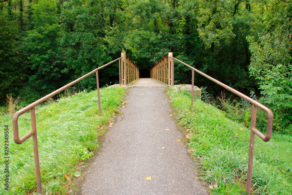 Enzbrücke bei Mühlhausen an der Enz Enzbrücke bei Mühlhausen an der Enz