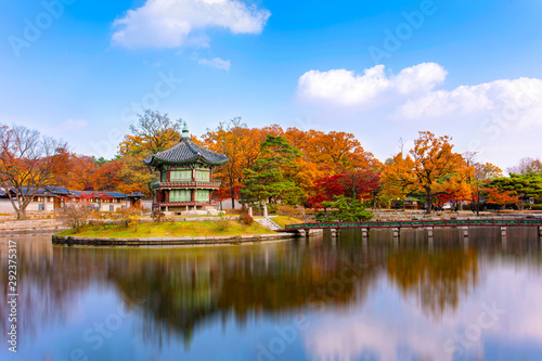 Autumn season of Gyeongbokgung Palace in Seoul,South Korea.