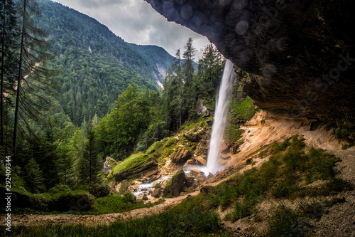 Obraz na płótnie Pericnik waterfall in Triglav National Park, Julian Alps, Slovenia w salonie