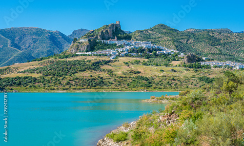 Fototapeta Naklejka Na Ścianę i Meble -  Panoramic sight of the beautiful Zahara de la Sierra, province of Cadiz, Andalusia, Spain.
