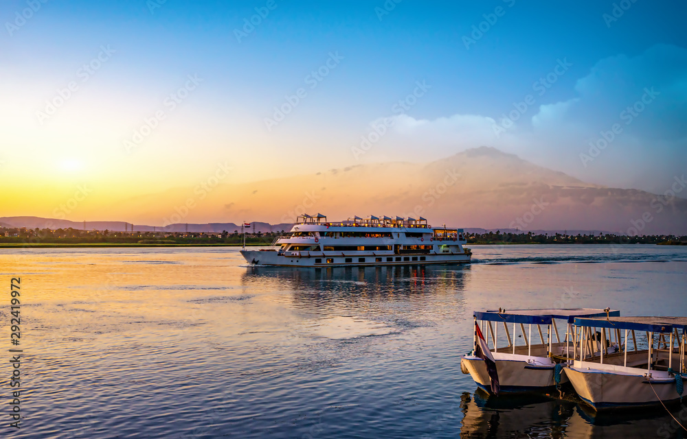 Fototapeta premium River Nile and ship