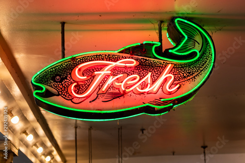 Фотография Fresh Fish Neon Sign