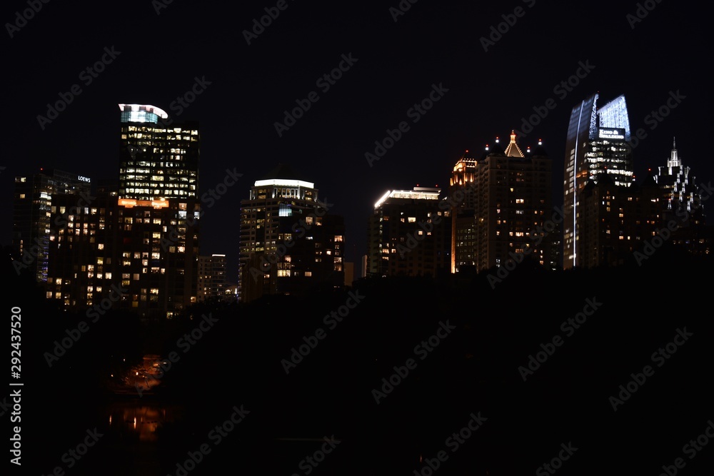 Fototapeta premium Midtown Atlanta Skyline during mid sunset early evening 