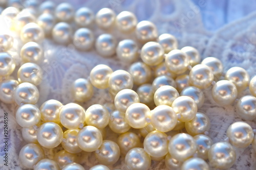 Pearl Women's Beads. Natural jewelry retro style.