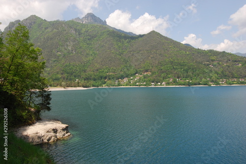 Ledrosee - Bergsee in den Gardaseebergen in der italienischen autonomen Provinz Trient  © hajo100