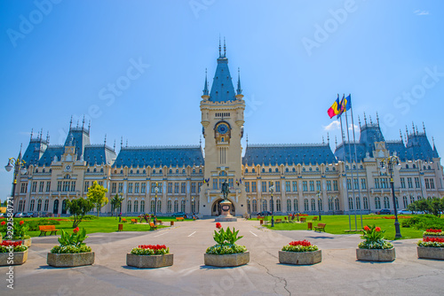 Tablou pe pânză Beautiful historic building in Moldavia