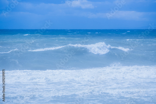 Wave of the Sea © Yuri Bizgaimer