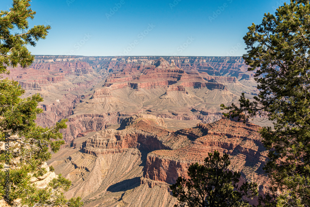 Hiking down the Grand Canyon National Park 01 Hiking down the Grand Canyon National Park 01