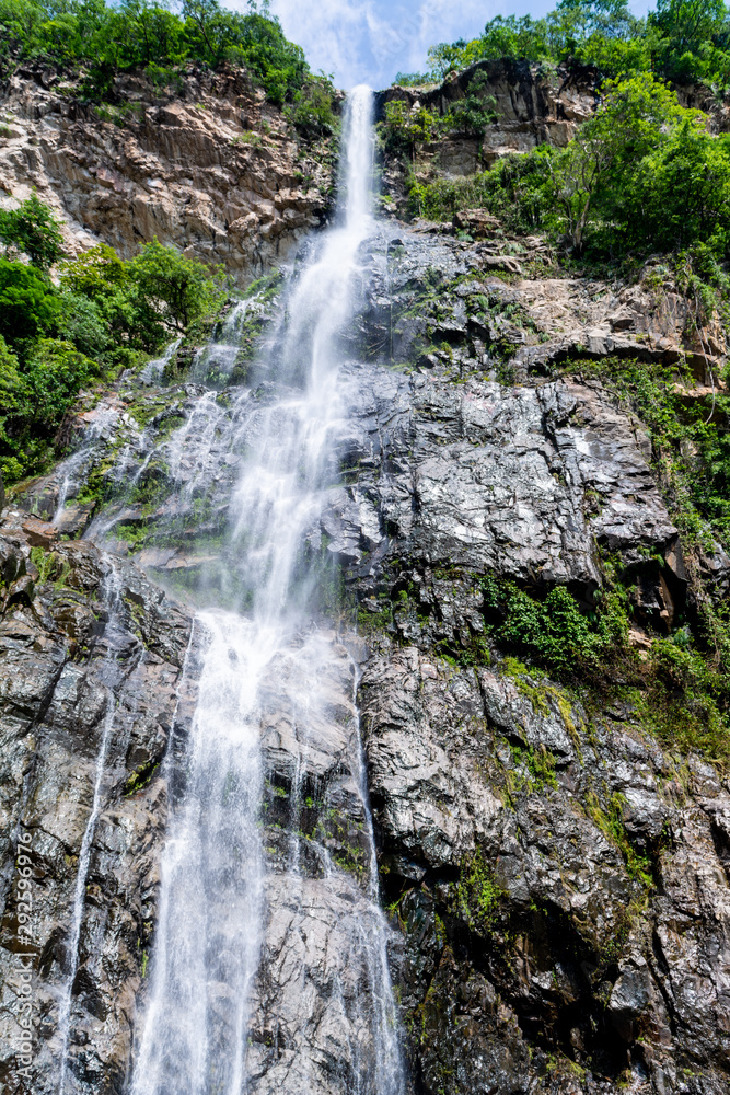 Fototapeta premium cascada del mixcoate