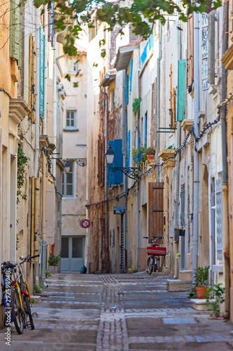 Canvas Print Street in Arles