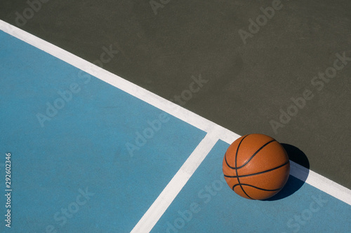 Basketball on outdoor court © joe