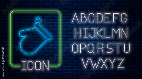 Glowing neon Oven glove icon isolated on brick wall background. Kitchen potholder sign. Cooking glove. Neon light alphabet. Vector Illustration