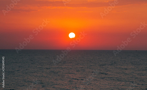 Fototapeta Naklejka Na Ścianę i Meble -  sunset at the sea