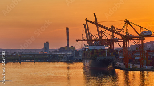 Sunset over the shipyard 