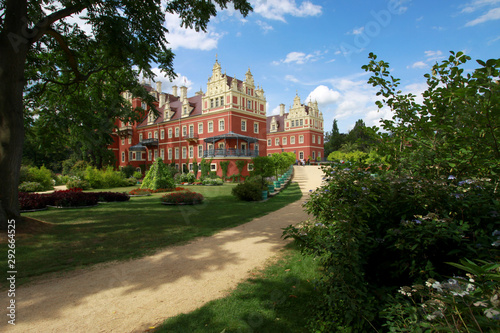 Obraz na płótnie Muskau Park (Muskauer Park, Park Mużakowski), German-Polish border w salonie
