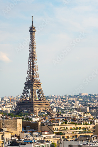 Der Eiffelturm in Paris, Frankreich © Günter Albers