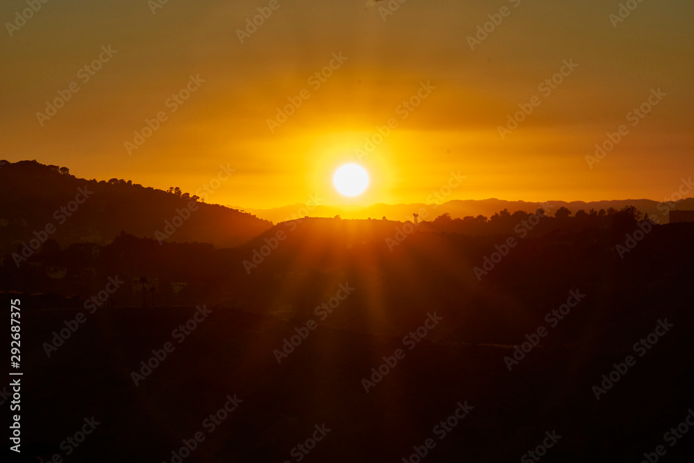 Die Sonne der Hollywood Hills