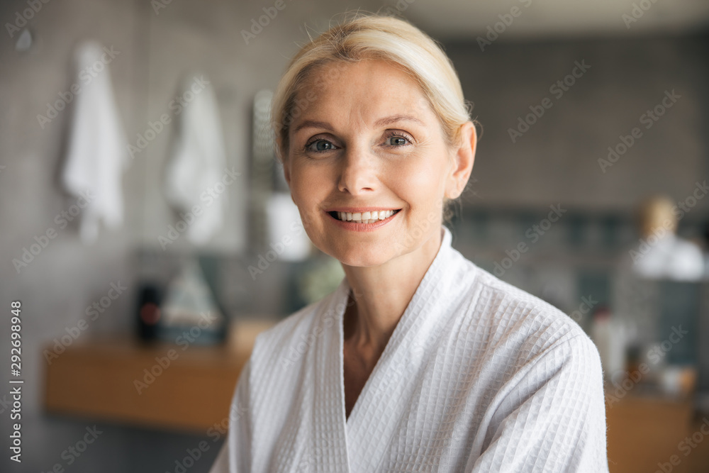 Amazing female person keeping smile on her face Amazing female person keeping smile on her face