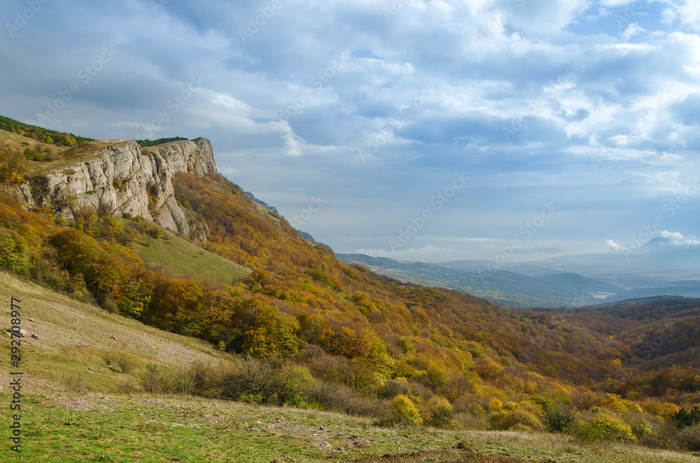 Fototapeta premium mountain landscape and cloudy sky