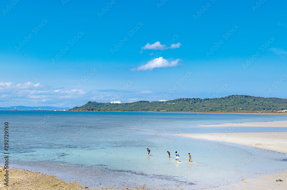 沖縄 あやはし海中道路ビーチ Stock Photo Adobe Stock