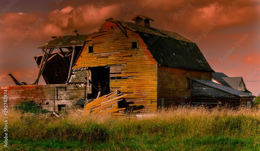 Amazing light after the storm, abandoned barn