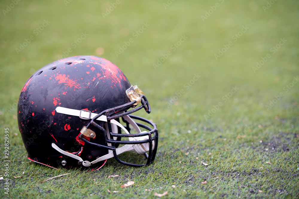 Naklejka black american football helmet