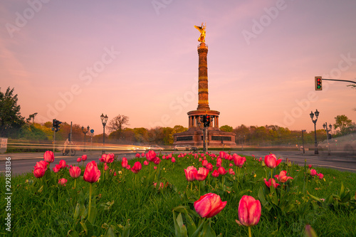 Siegessäule im Frühling