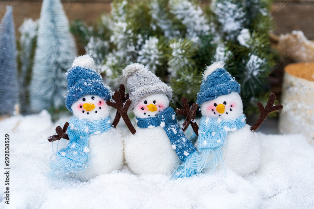 Kleine Schneefreunde Kleine Schneefreunde