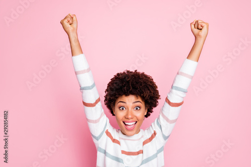 Tablou pe pânză Photo of shouting screaming cute sweet sincere black youngster having won contes