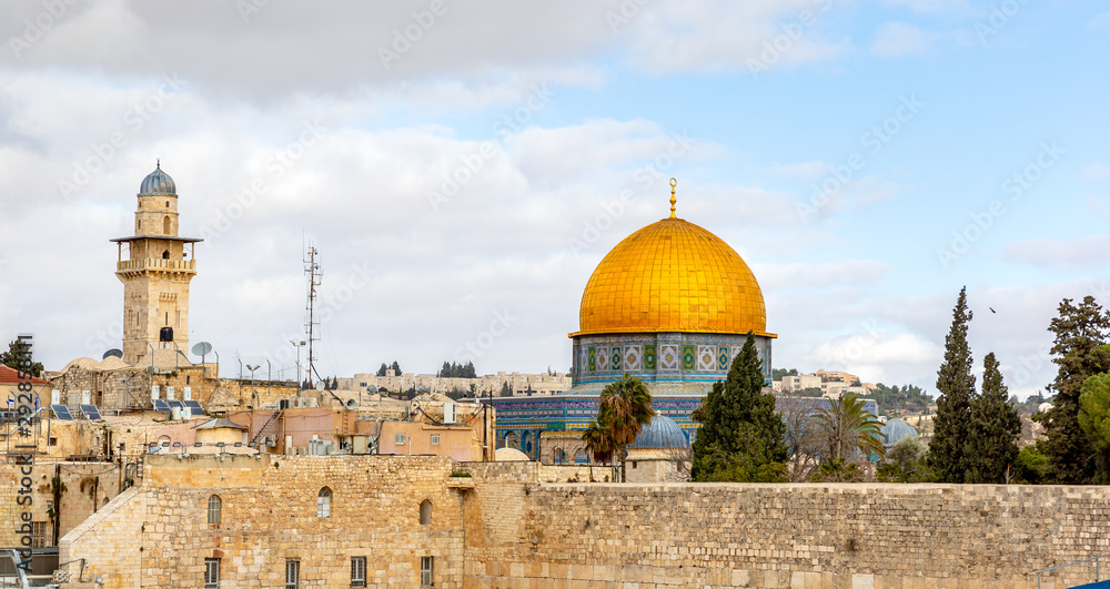 A view of the Temple Mount in Jerusalem, including the Western Wall and the golden Dome of the Rock.