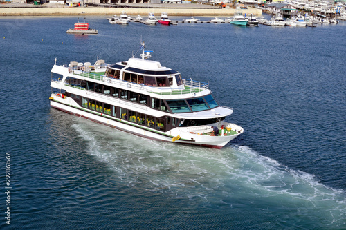 The ship which leaves the quay. Sightseeing ship toward Matsushima.