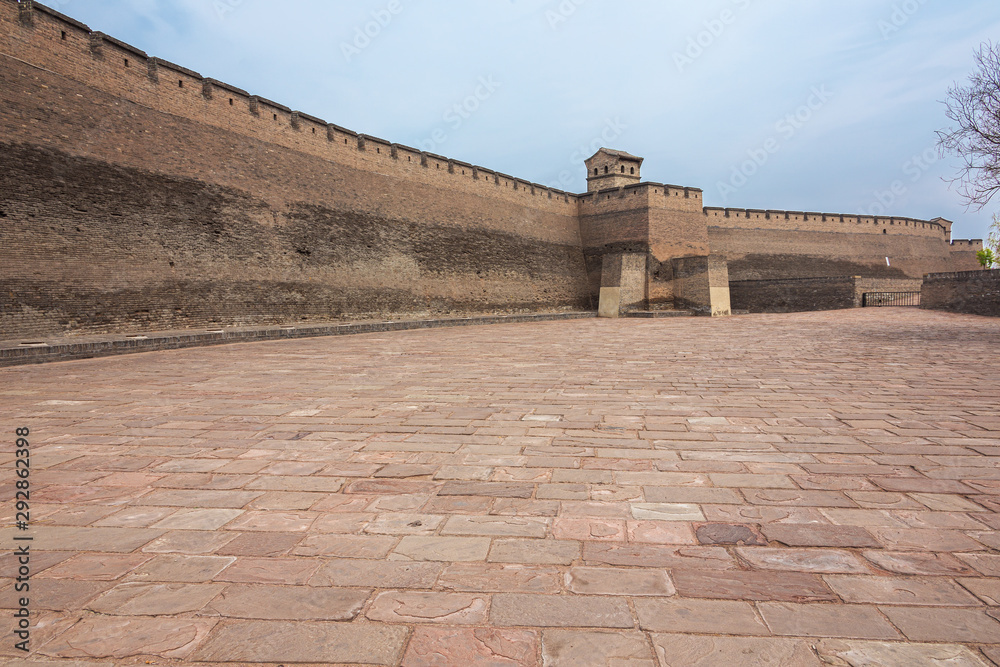 At the southern gate of the city wall in Pingyao, on the outside of the wall At the southern gate of the city wall in Pingyao, on the outside of the wall