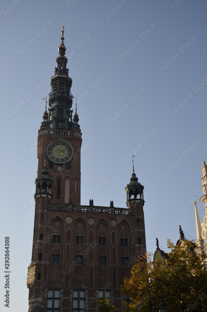 Obraz premium Stare miasto Gdańsk , starówka Gdańsk , Gdańsk , architektura Gdańsk , architektura, house of god, wieza, budowa, europa, zamek, stary, katedra, gród, historia, religia, punkt orientacyjny, polen, 