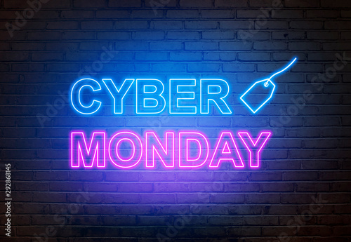 Foto Cyber Monday text from an electric lamp on the wall