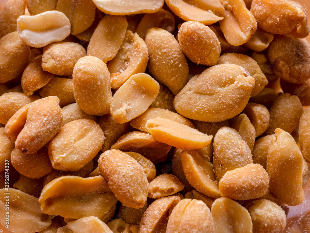 Fototapeta premium Lots of roasted and salted peanuts