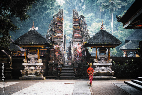 Pura Tirta Empul temple photo