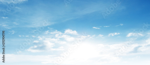 Fototapeta Naklejka Na Ścianę i Meble -  Empty white cloud on blue sky