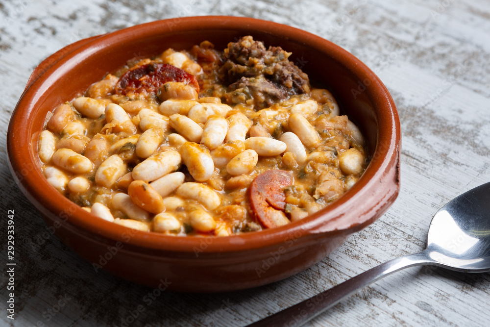 Cocido Montanes dish, mountain cooker. Cocido Montanes dish, mountain cooker.