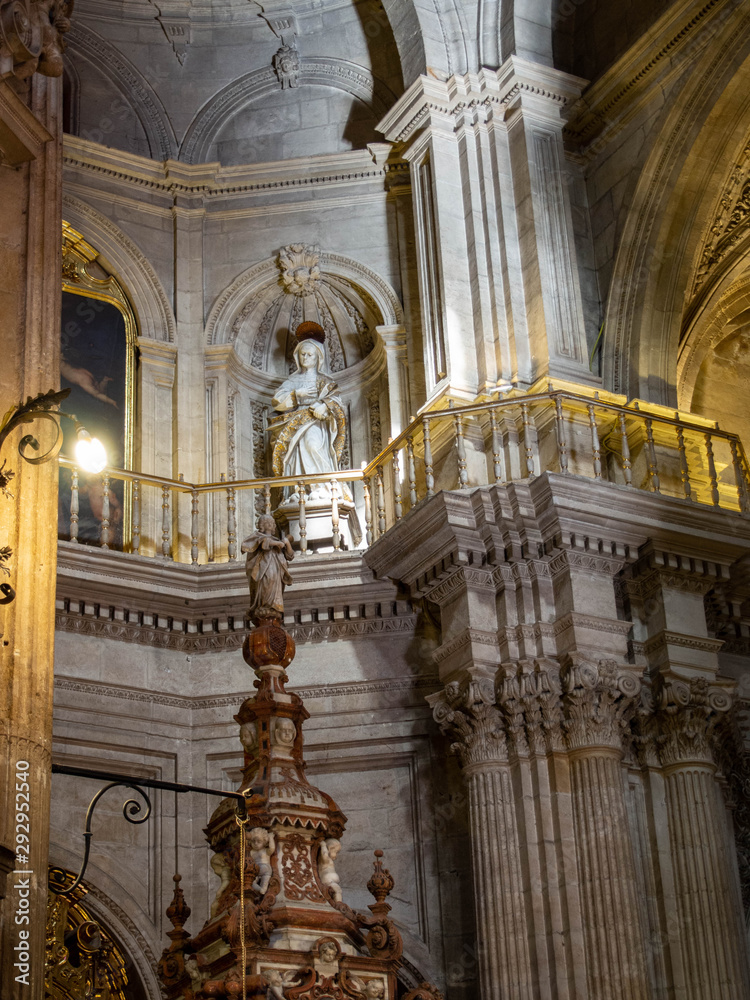 Obraz premium Church of the province of Granada, Spain. In it you can see some encumbered in the domes that decorate the roofs of this wonderful church 