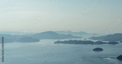 瀬戸内のタイムラプス映像（広島県筆影山から因島、向島、佐木島、因島大橋の方向を見た風景）