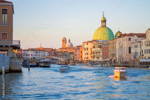 Venedig - Sonnenuntergang am Wasserkanal
