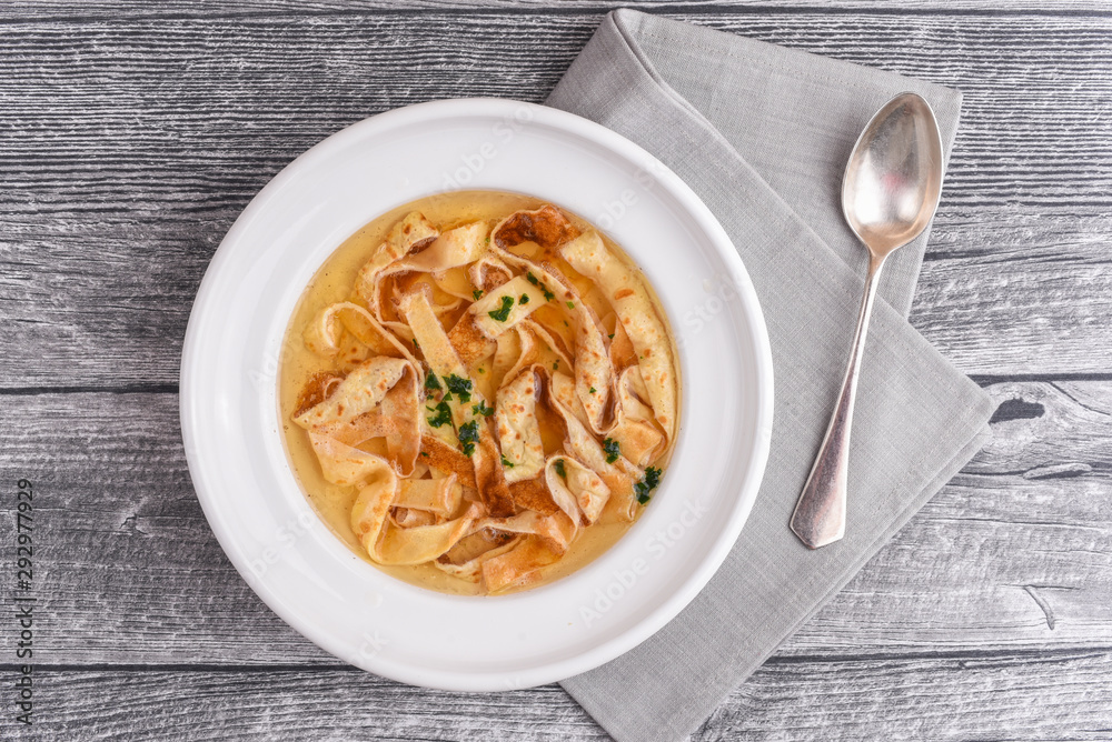 Pancake soup | Flaedlesuppe (traditional Frittatensuppe) Pancake soup | Flaedlesuppe (traditional Frittatensuppe)