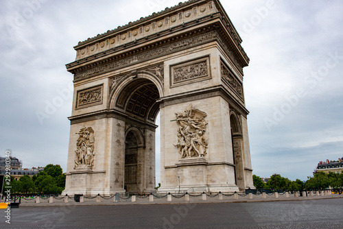 Arc De Triumphe in Paris © BCT